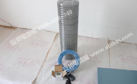 發(fā)熱電纜,鋼絲網(wǎng),電地暖溫控器等材料進(jìn)場
